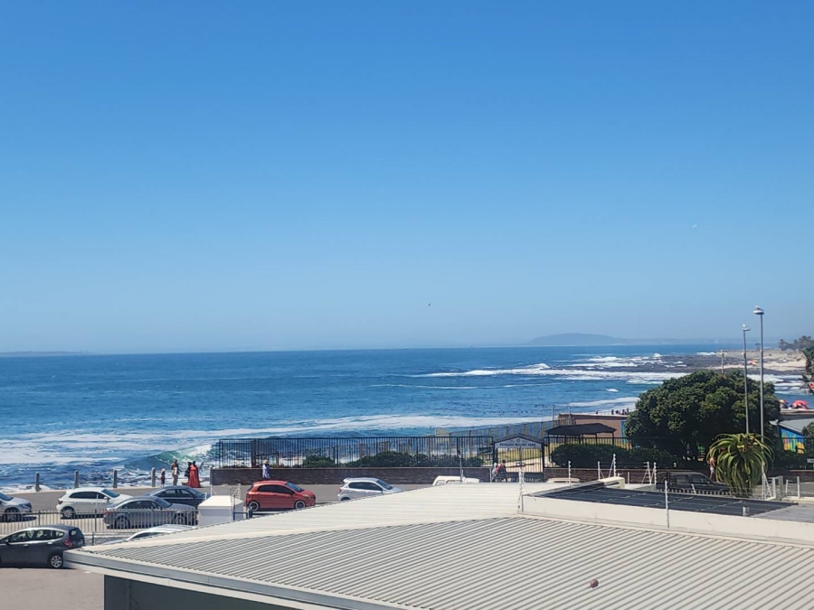 To Let 1 Bedroom Property for Rent in Sea Point Western Cape